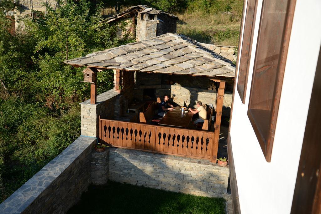 Delchevata Kushta V Leshten Exterior foto